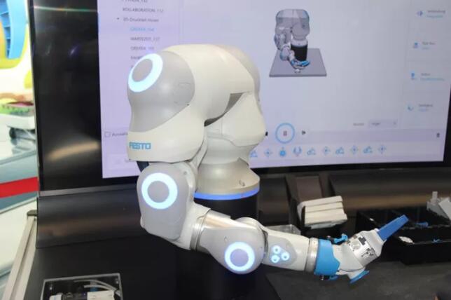 2017全球10大領(lǐng)先協(xié)作機(jī)器人盤點(diǎn)！