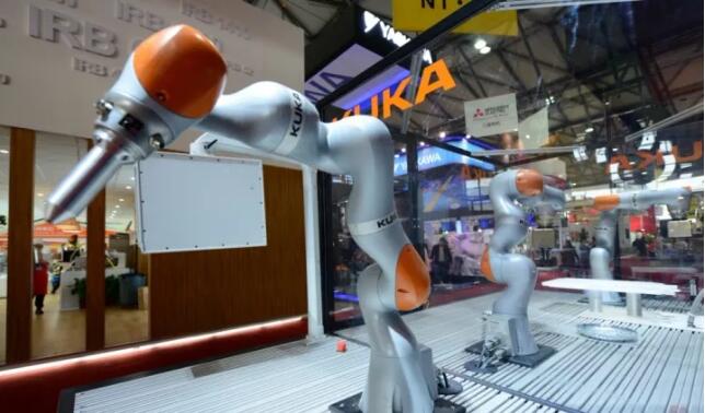 2017全球10大領(lǐng)先協(xié)作機(jī)器人盤點(diǎn)！